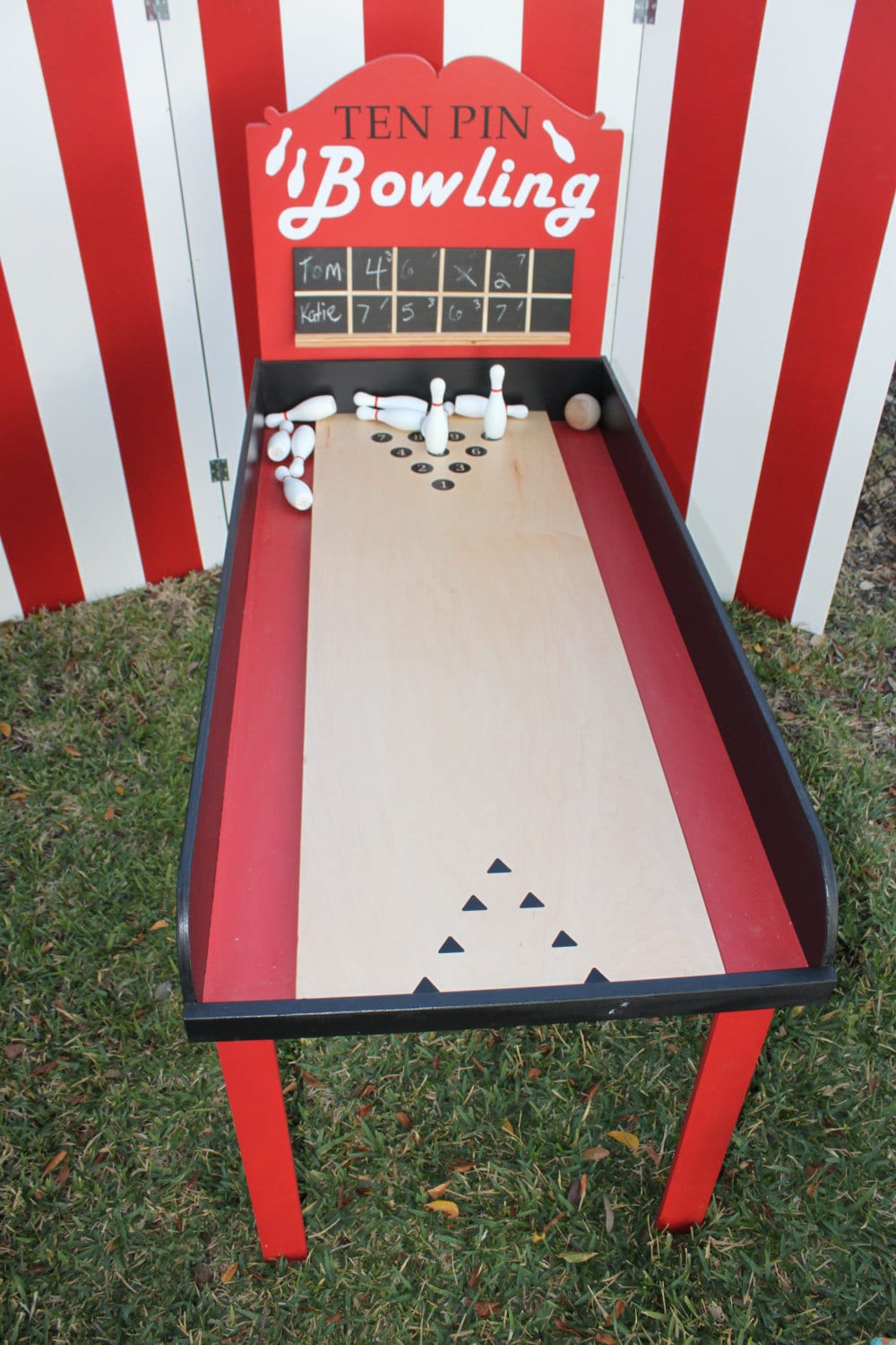 Carnival Bowling Game