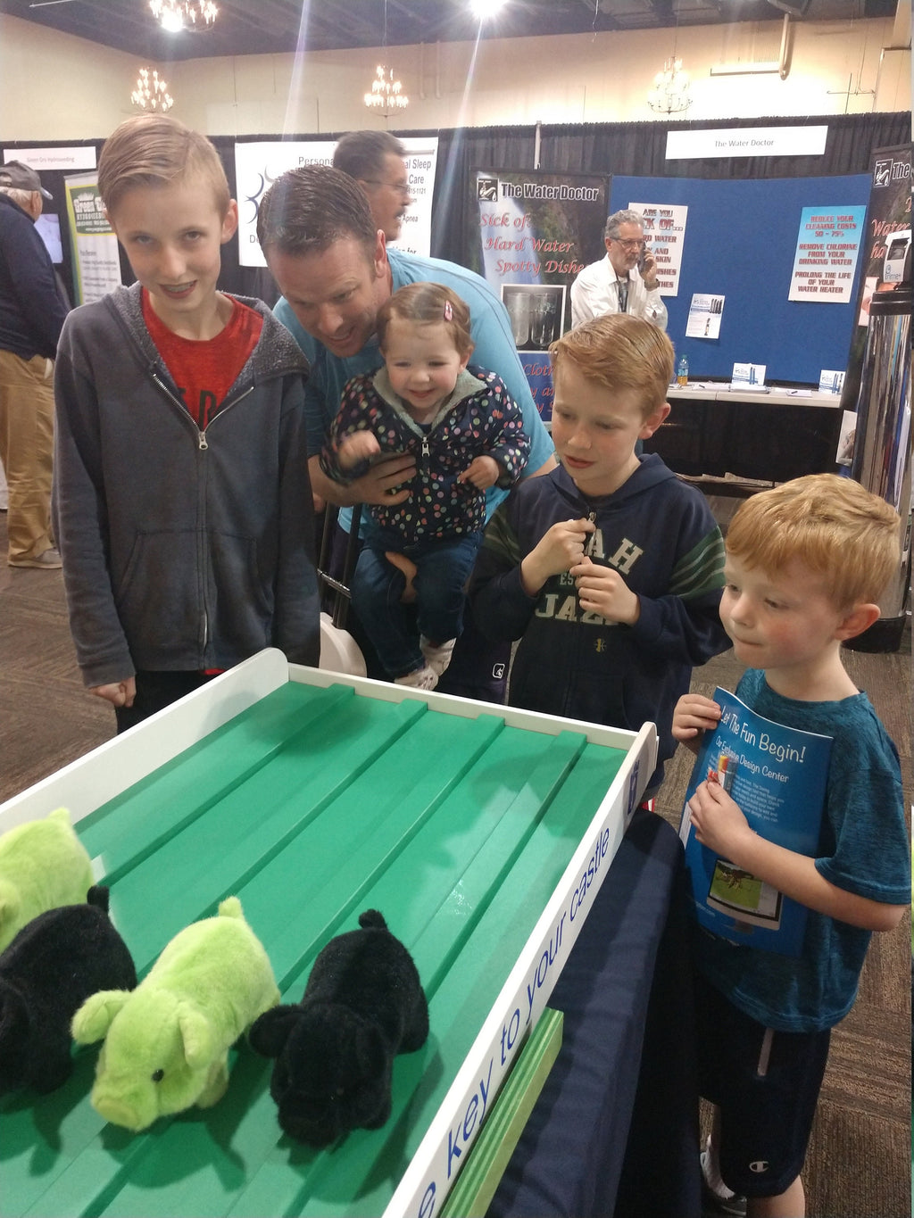 Pig racing carnival games