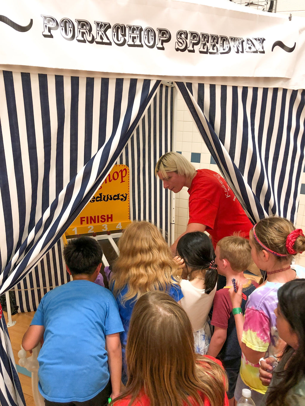 Pig racing carnival games